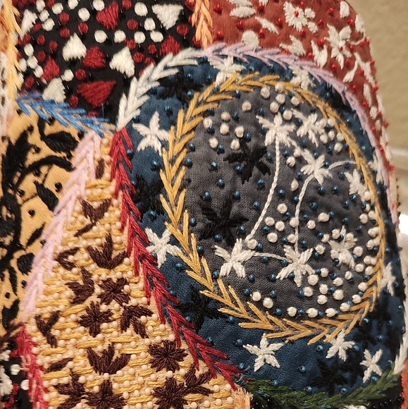 CHRISTIAN DIOR BEADED BOOTS - Picture 14 of 16